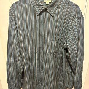 Haggar Men's Blue and Gray Striped Casual Shirt